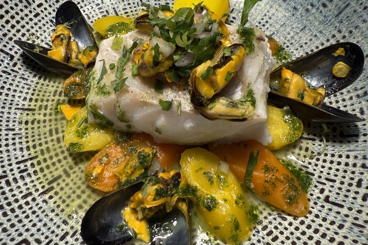 Refined gourmet dish served at Les Bas Rupts restaurant, ideally paired with one of the great wines from the cellar